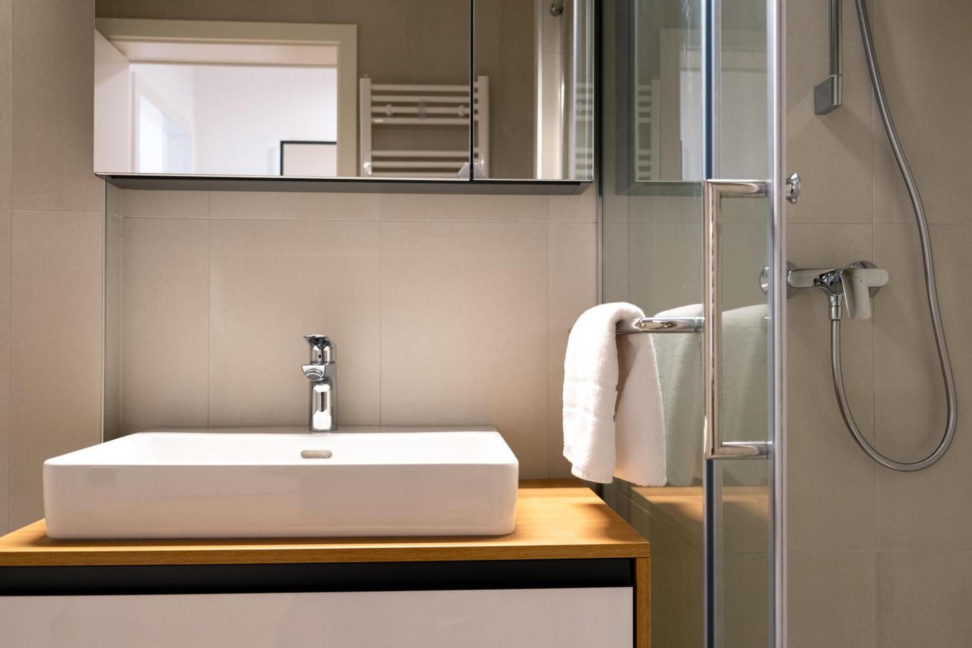 Masarykova Residence - Modern 1-Bedroom In City Center & Free Parking Lubiana Esterno foto